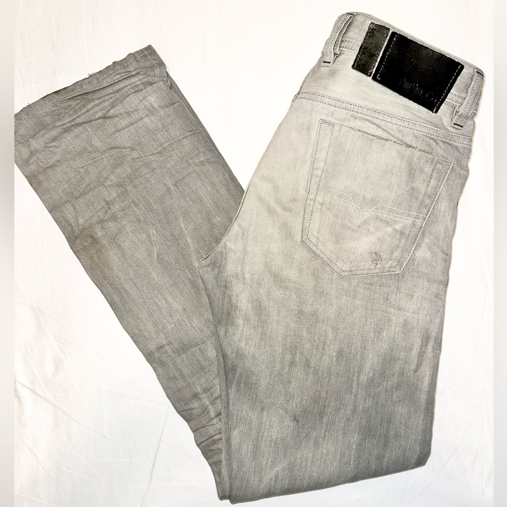 Men’s Authentic Diesel Jeans (Rare Viker R-Box) Size 31
